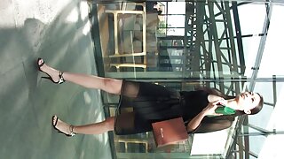 Prachtige brunette p ...